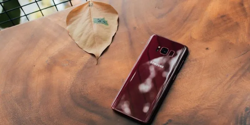 Samsung Galaxy S9+ Burgundy Red